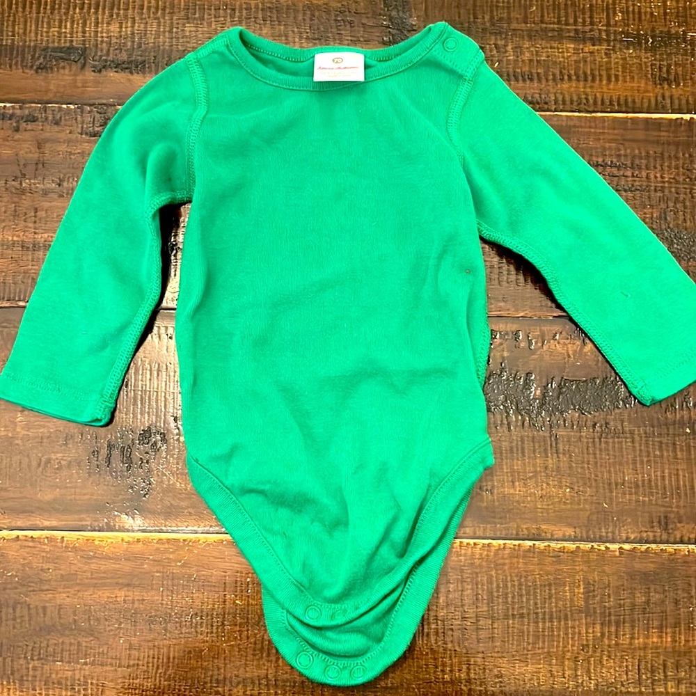 Hannah Andersson green onesie 70